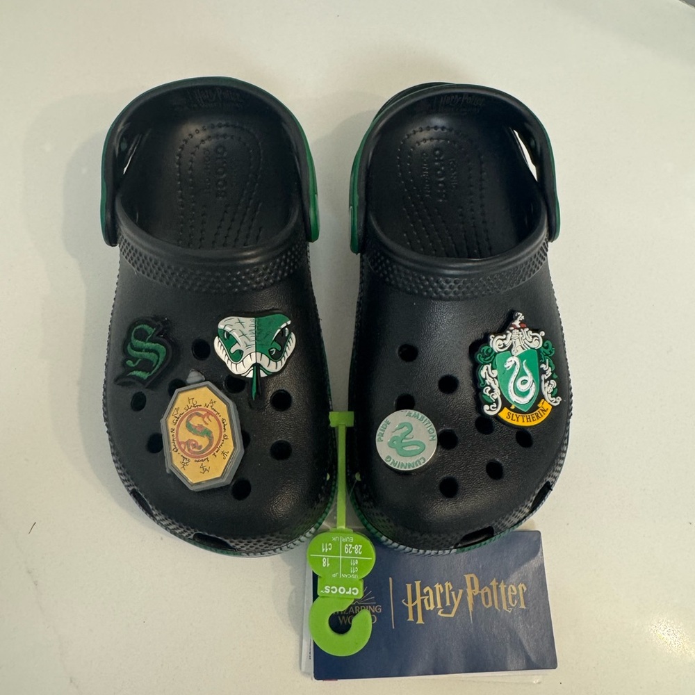 Warner Bros. Harry Potter Kids Slippers - Black and Green size C11.